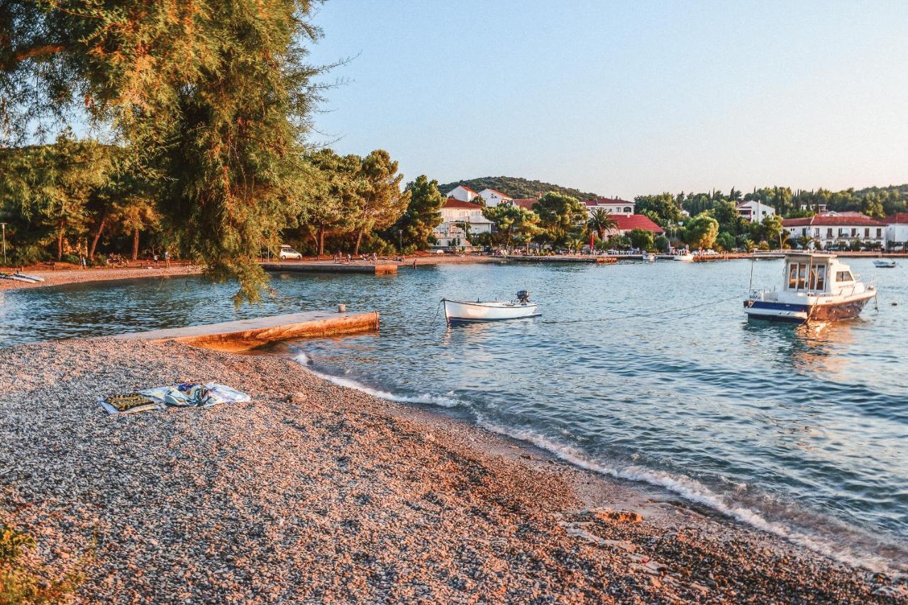 Apartmani Nerium Lovište Exterior foto