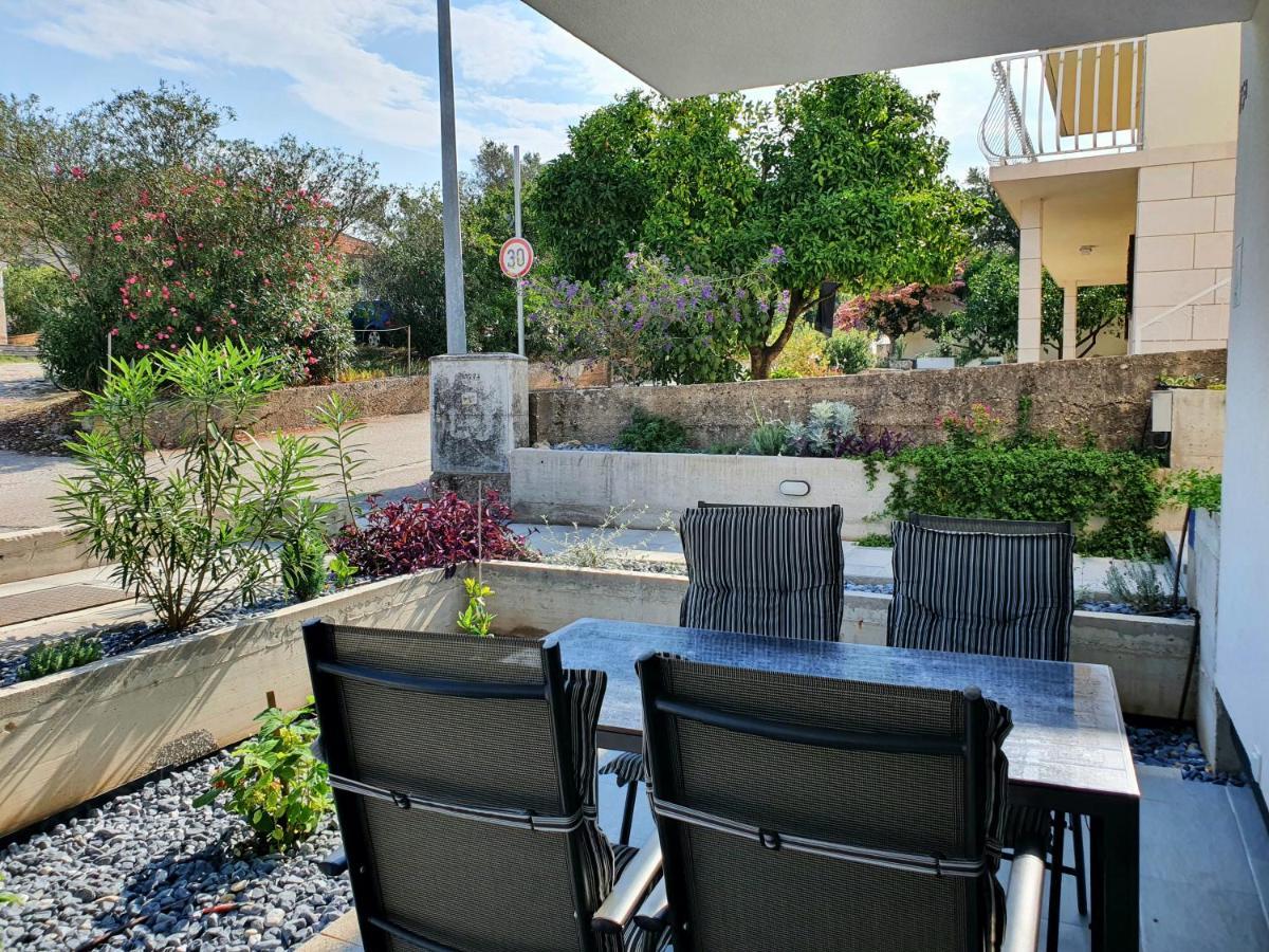 Apartmani Nerium Lovište Exterior foto